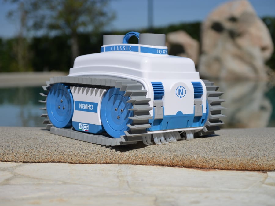 Il robot pulisci piscina nemh2o 